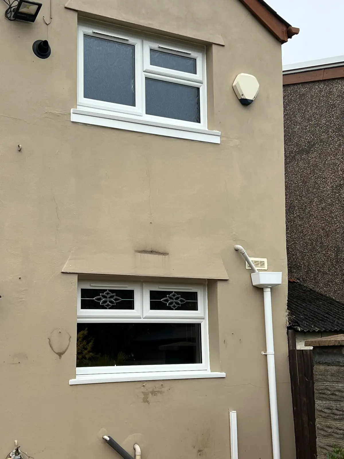 White windows on a Falcon installation